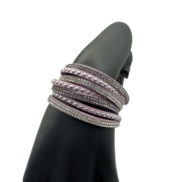 Light Purple Suede Blinged Out Rhinestone Wrap Snap Cuff Bracelet - Picture 2 of 5